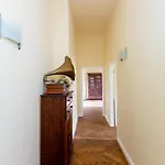 Apartment Blanck