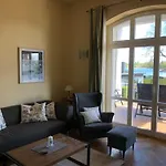 Blanck Apartment *