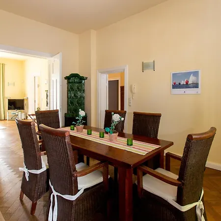 Blanck Apartment *